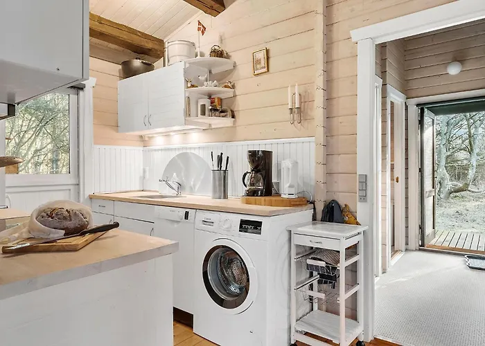 2 Bedroom Stunning In Дом отдыха *